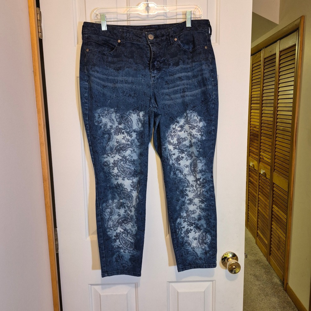 Bandolino Lisbeth Crop Jeans Womens 8 Blue Paisley Floral Laser Print Dark Wash